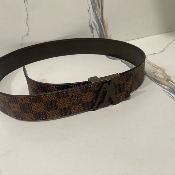 Louis Vuitton belt - Picture 8 of 10